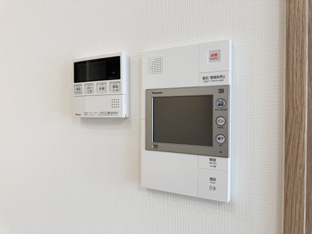 セキュリティ　同型タイプの写真（階数が異なります）。現況優先となります。