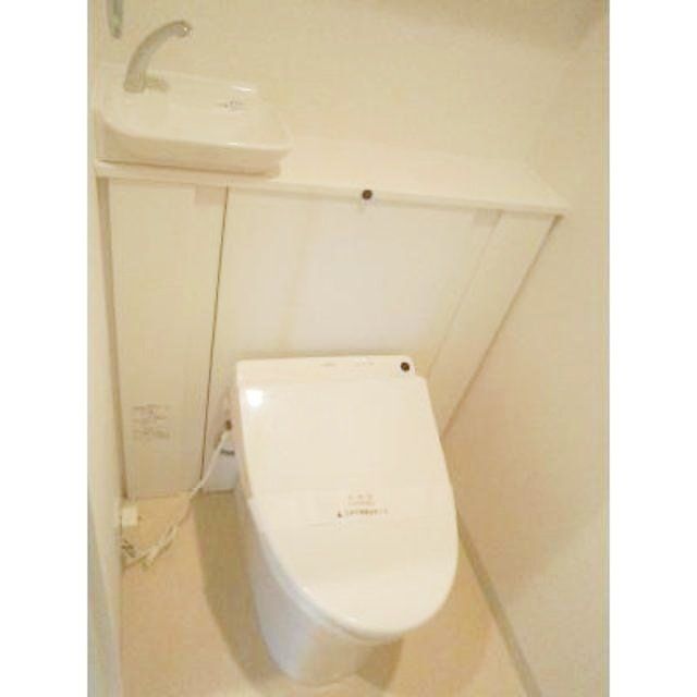 トイレ　お部屋探しは株式会社　タウンハウジング　までお気軽にお問合…