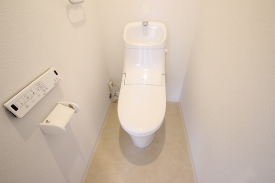 トイレ　※別部屋の写真です