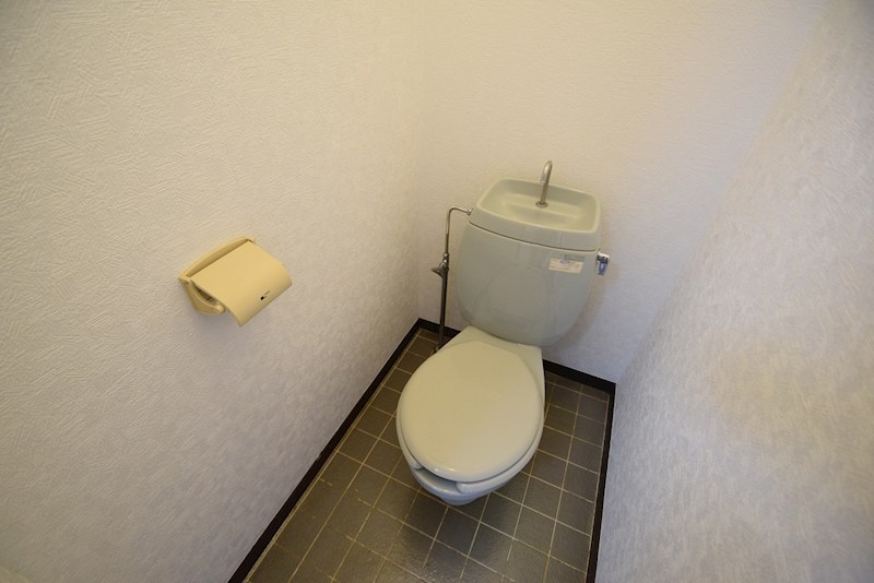 トイレ　別室参照