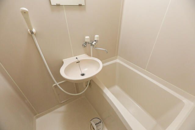 バス・シャワールーム　日々の暮らしに欠かせないお風呂です