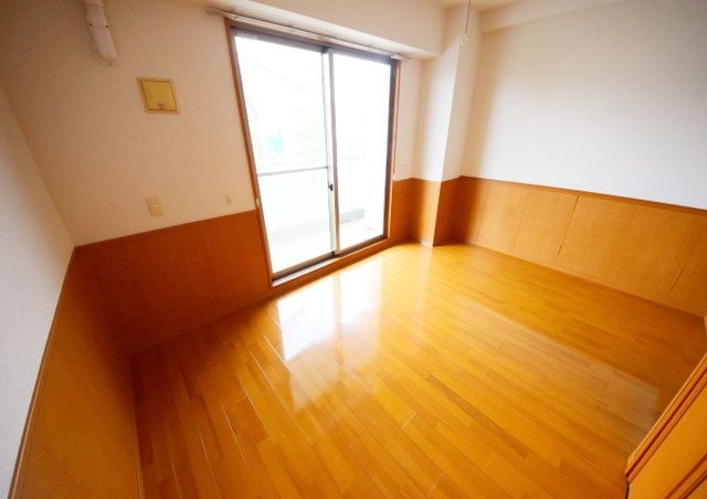 居室・リビング　★明るい居室★