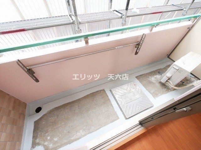 バルコニー　バルコニー