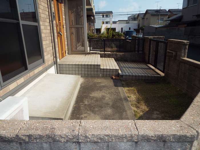 庭　簡単な家庭菜園も楽しめるお庭です