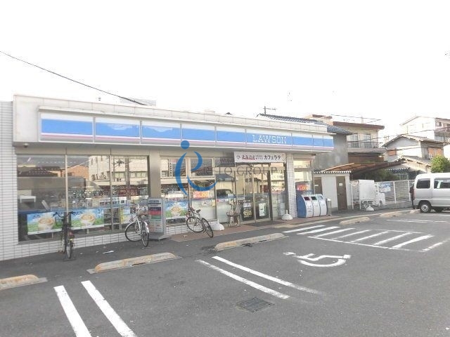 コンビニ　ローソン瓜破東二丁目店（コンビニ）まで572m