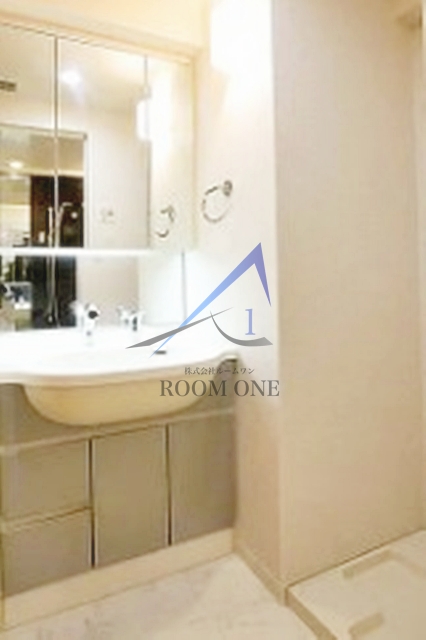 洗面設備　洗面台です。