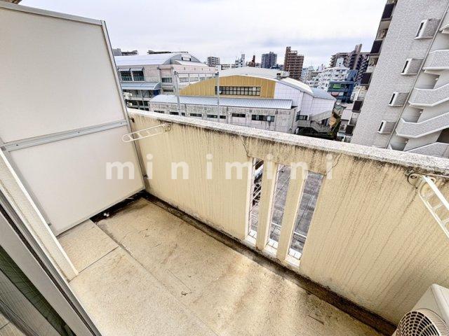 バルコニー　※写真は別号室のものですので現状優先させていただきます。