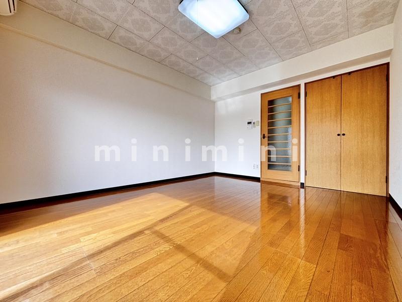 居室・リビング　※写真は別号室のものですので現状優先させていただきます。