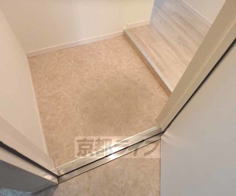 玄関　玄関です。