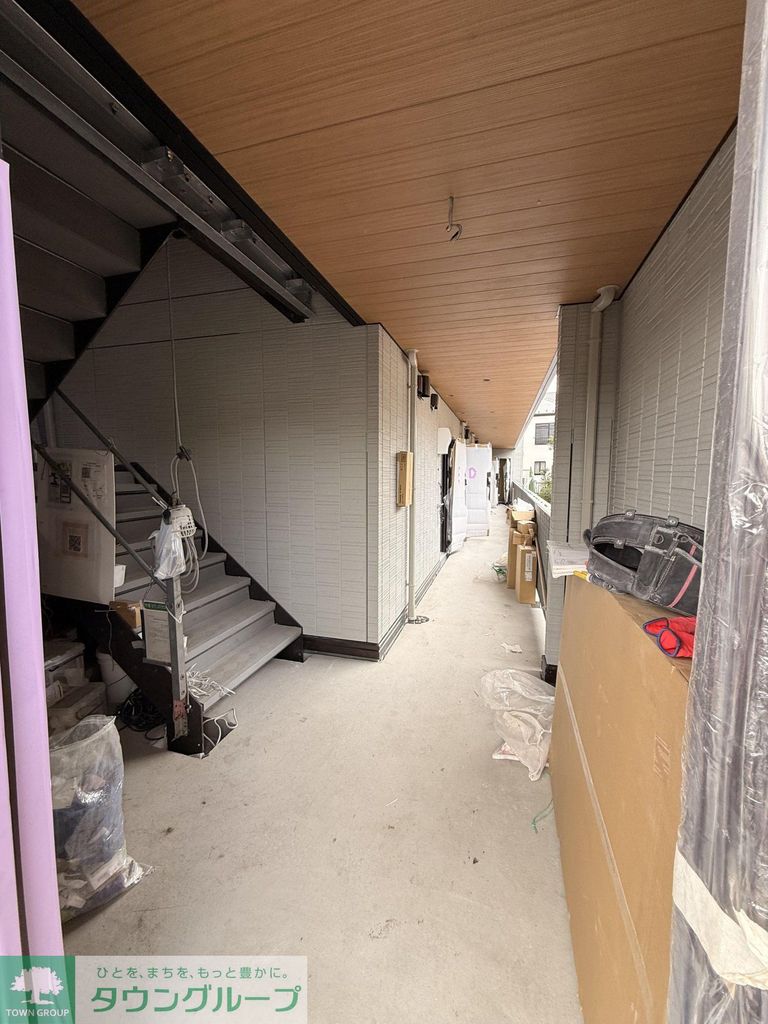 エントランス　バルコニー