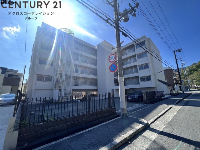 建物外観　オートロック付きで安心です！