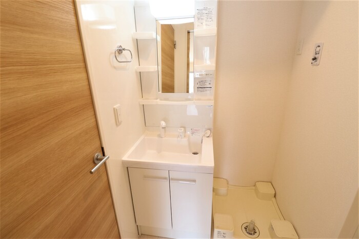 洗面設備　忙しい朝には欠かせない洗面所です