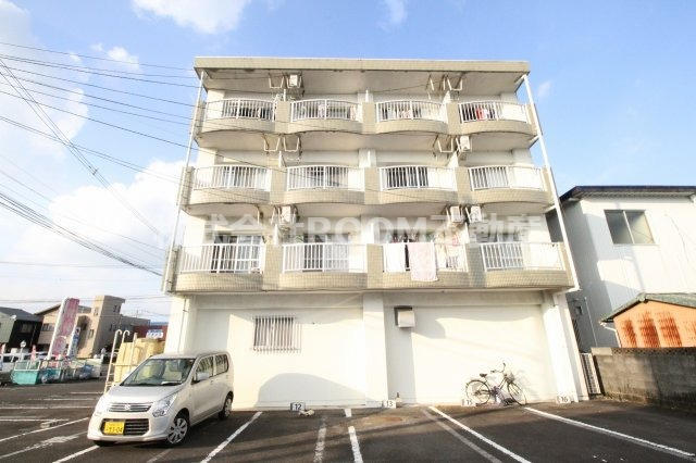 建物外観　外観は落ち着いています