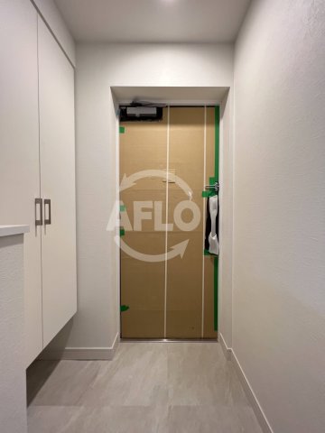 玄関　スプランディッド堀江　玄関