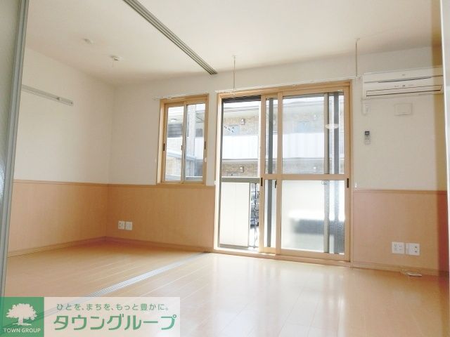 居室・リビング　現地待ち合わせ歓迎♪お問合せはタウンハウジング千葉店まで！