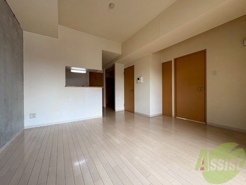 居室・リビング　明るいお部屋は気持ちよく過ごせそうですね。