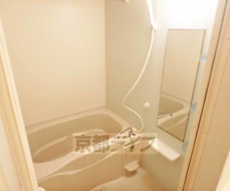 バス・シャワールーム　一日の疲れを癒すバスルーム