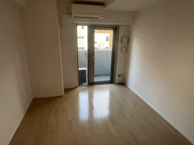 居室・リビング　大阪府立西野田工科高等学校 1921m