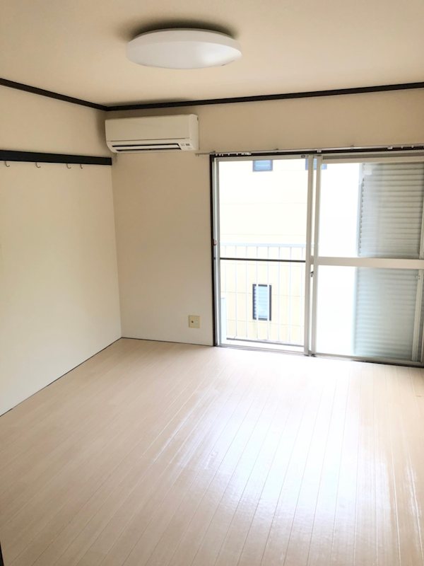 居室・リビング　居室