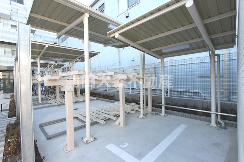 その他共有部分　屋根付き駐輪場　共有部分