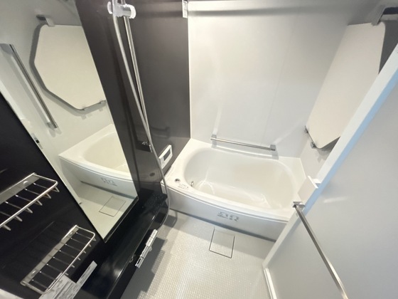 バス・シャワールーム　※別号室の写真です