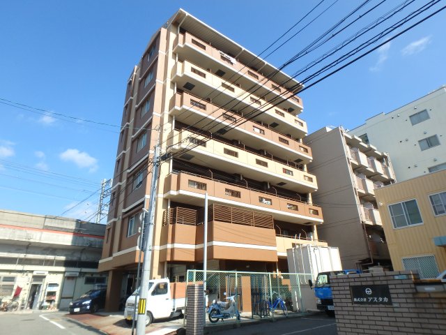 建物外観　落ち着いた雰囲気の外観です