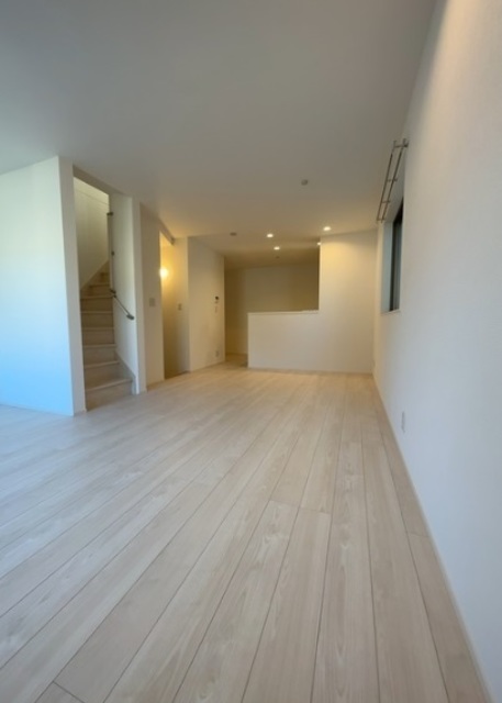 居室・リビング　是非実際のお部屋をご内覧ください。