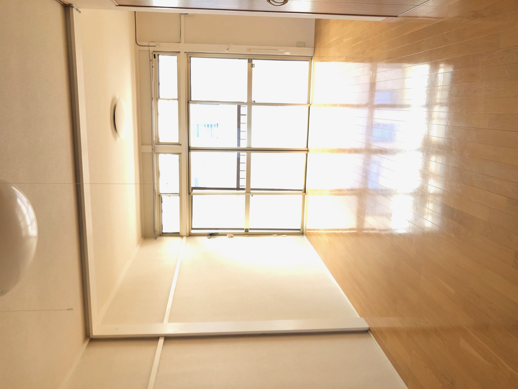 居室・リビング　広々としたお部屋。