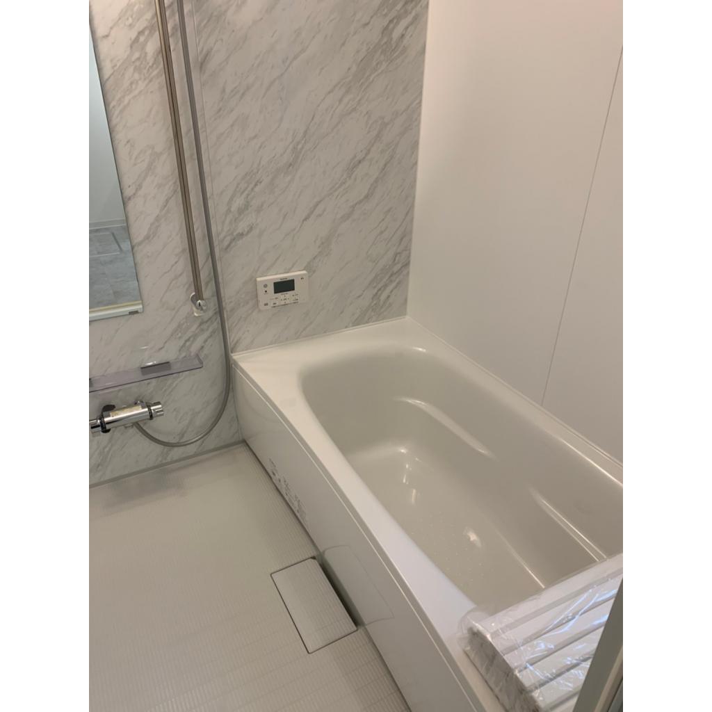 バス・シャワールーム　追炊き・浴室乾燥機付きで便利！