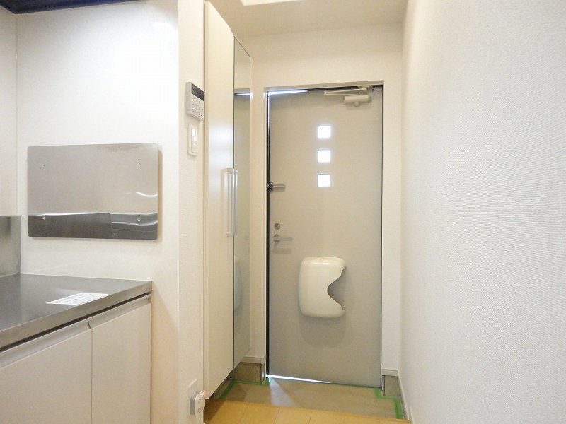 玄関　TVインターホン