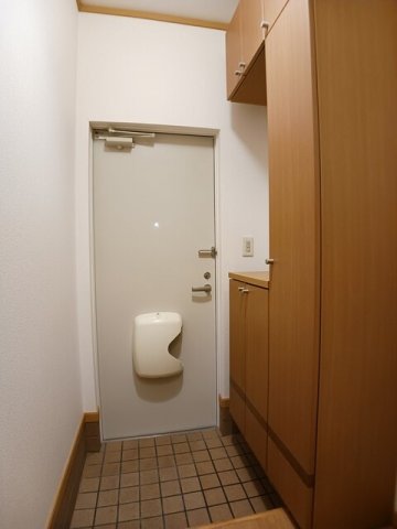 玄関　シンプルで使いやすい玄関です