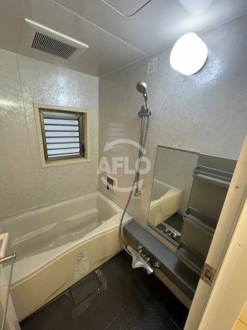 バス・シャワールーム　KAISEI本町　浴室