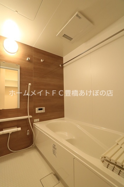 バス・シャワールーム　同型別部屋写真