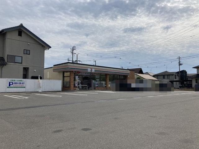 コンビニ　セブンイレブン新潟みずき野店（コンビニ）まで992m
