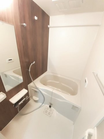 バス・シャワールーム　ゆったり過ごせるお風呂です