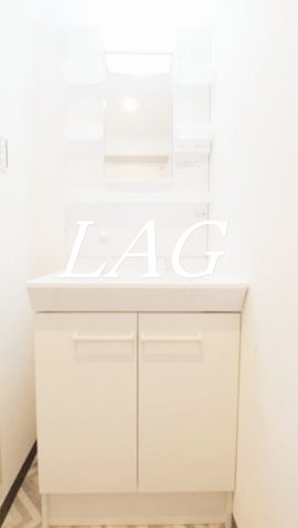 洗面設備　洗面台です。