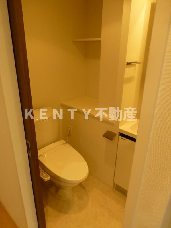 トイレ　清潔感のあるトイレです