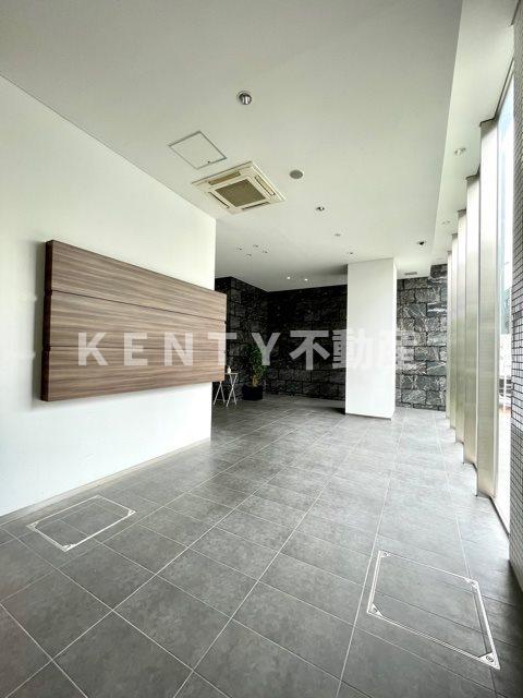 ロビー　建物の内部です