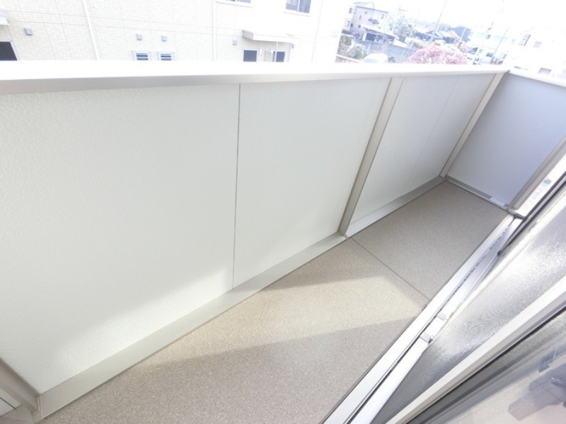 バルコニー　図面と現状に相違がある場合には現状を優先