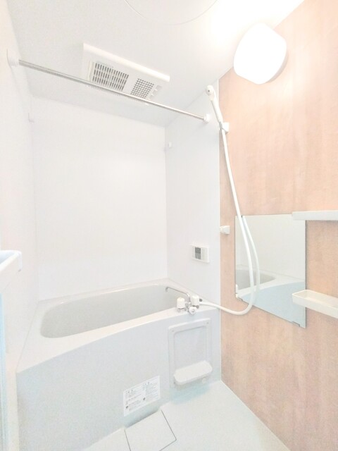 バス・シャワールーム　浴室