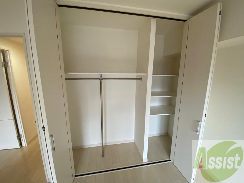 収納　収納もバッチリあるのでお部屋が片付きますよ！