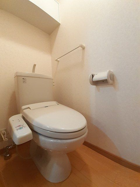 トイレ　ゆったりとした空間のトイレです