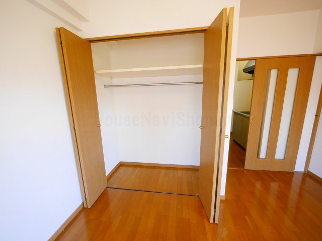 収納　※反転タイプ