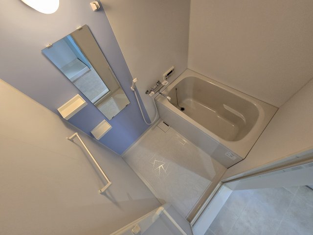 バス・シャワールーム　きれいなお風呂です