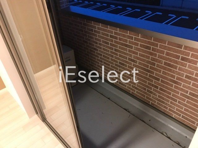 バルコニー　お洗濯物はこちらで