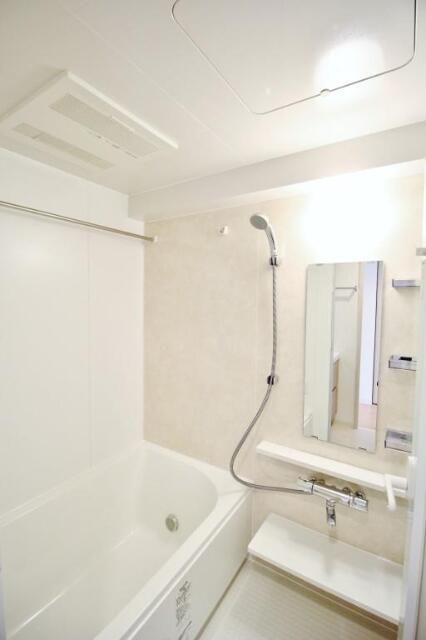 バス・シャワールーム　日々の疲れを癒すお風呂付です