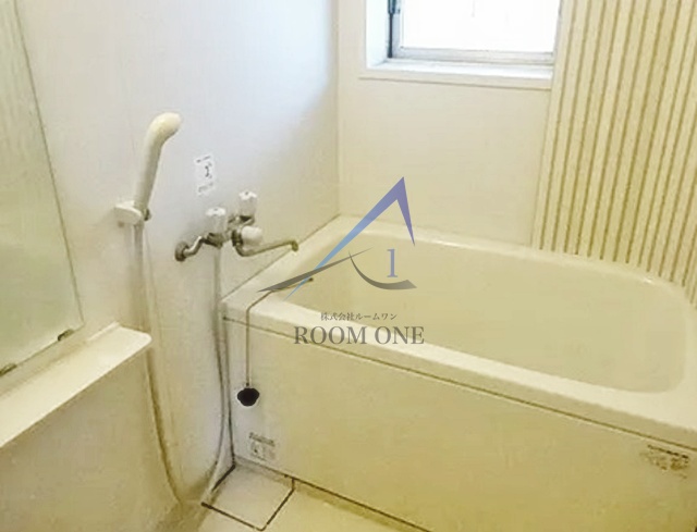 バス・シャワールーム　お風呂です。