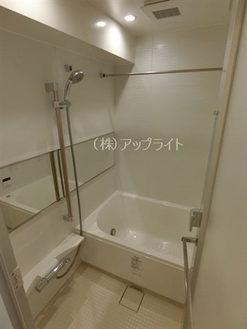 バス・シャワールーム　追炊き＆浴室乾燥機付き