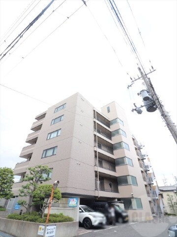 建物外観　綺麗な外観