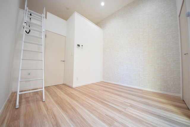 居室・リビング　～白を基調としたきれいなお部屋っ～
